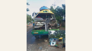 ঈদগাঁওয়ে দুই ট্রাকের সংঘর্ষে হেলপার নিহত