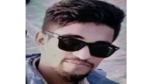 বাড়ি থেকে ডেকে মদপানের পর সাইফুল ইসলাম নামে এক যুবককে ছুরিকাঘাতে হত্যা!